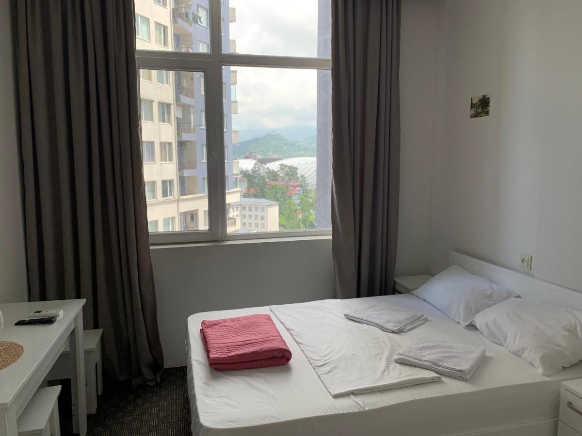 "Студия 24" - Посуточно И Помесячно Batumi Kültér fotó